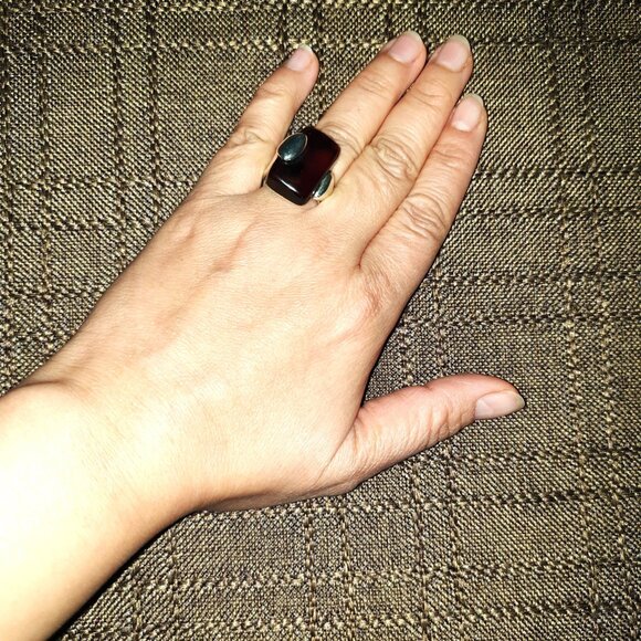 Fancy Vintage Cherry Red Baltic Amber Sterling Silver Modernist Statement Ring - Picture 10 of 16